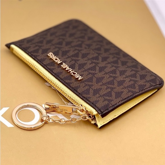 Michael Kors Small Coin Pouch
Wallet Card Case - Picture 5 of 7